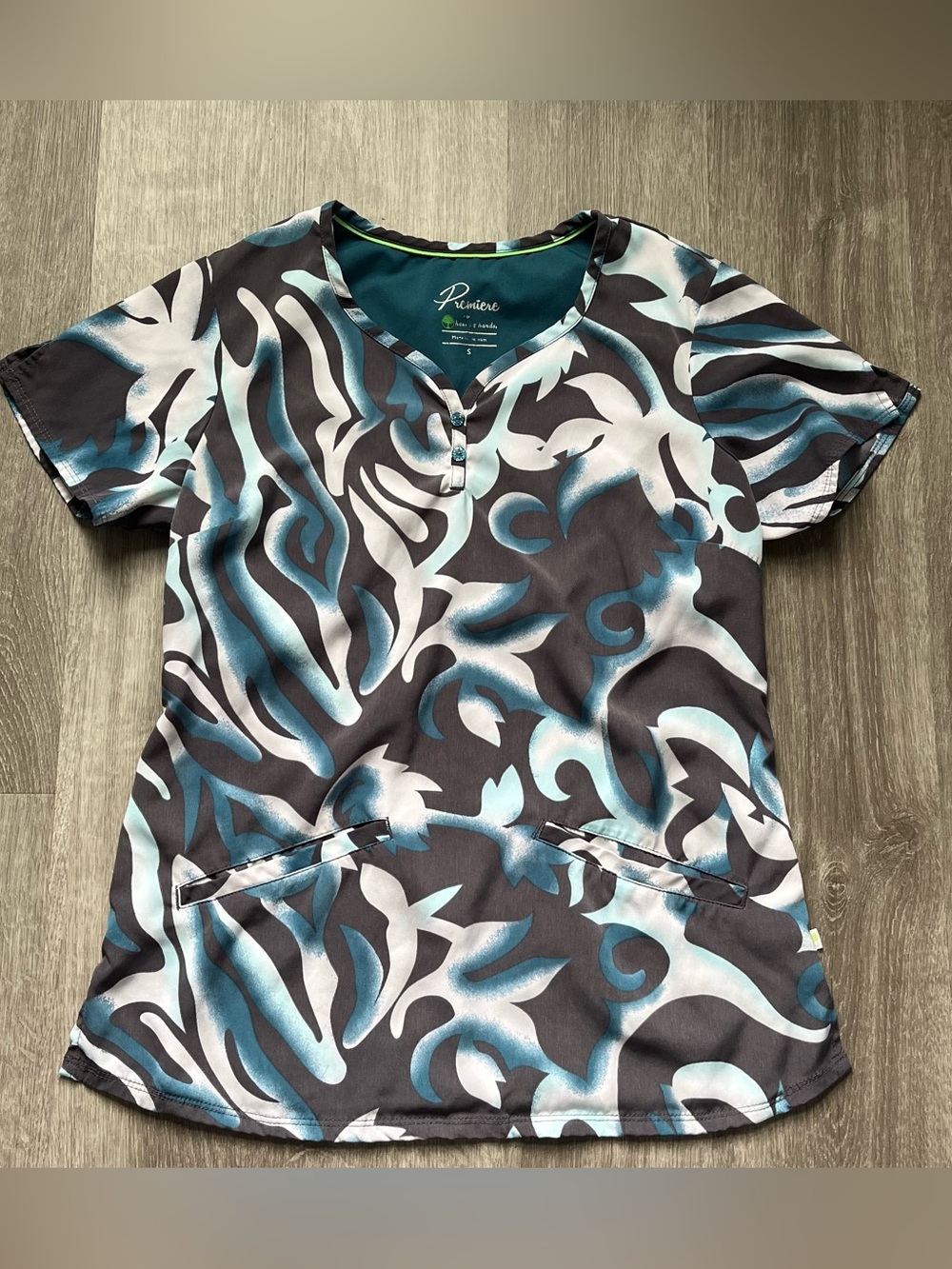 Women’s Small Gray & Teal Premiere by Healing Hands Scrub Top